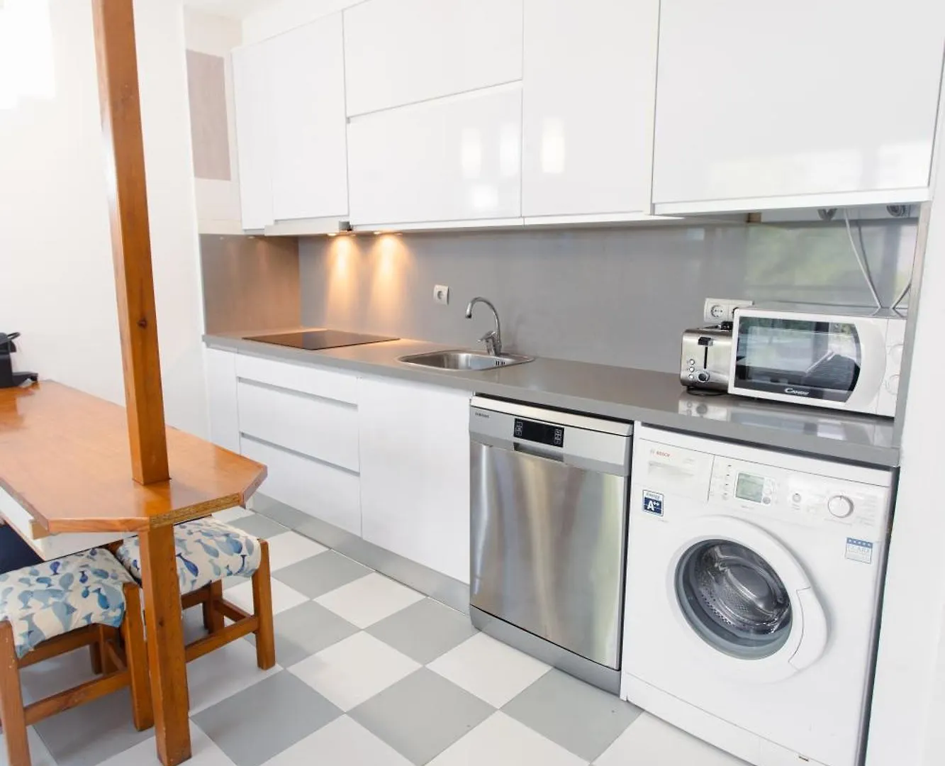 Hogaristic - Montblanc Apartament Salou Spanien